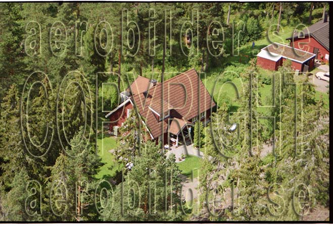 FFF 98-8904, #33. FFF 98-8904_0033 (Uppges vid kontakt med Svenska Aero-Bilder AB)